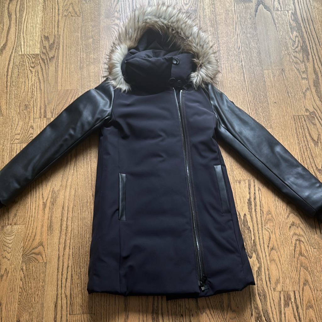 New Dkny Women’s Jacket Size Xs